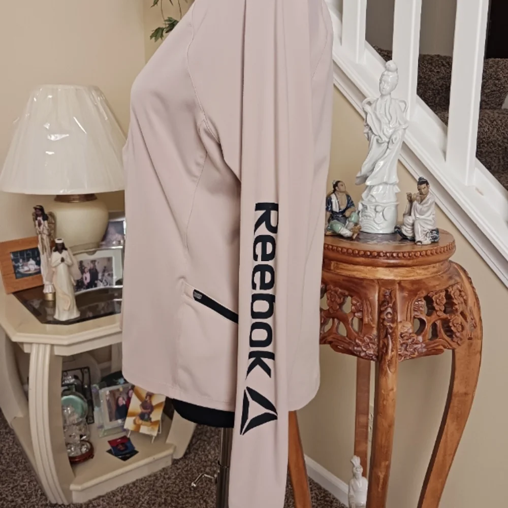 Reebok Half Zip Top L Blush/ Black EUC - Picture 3 of 12